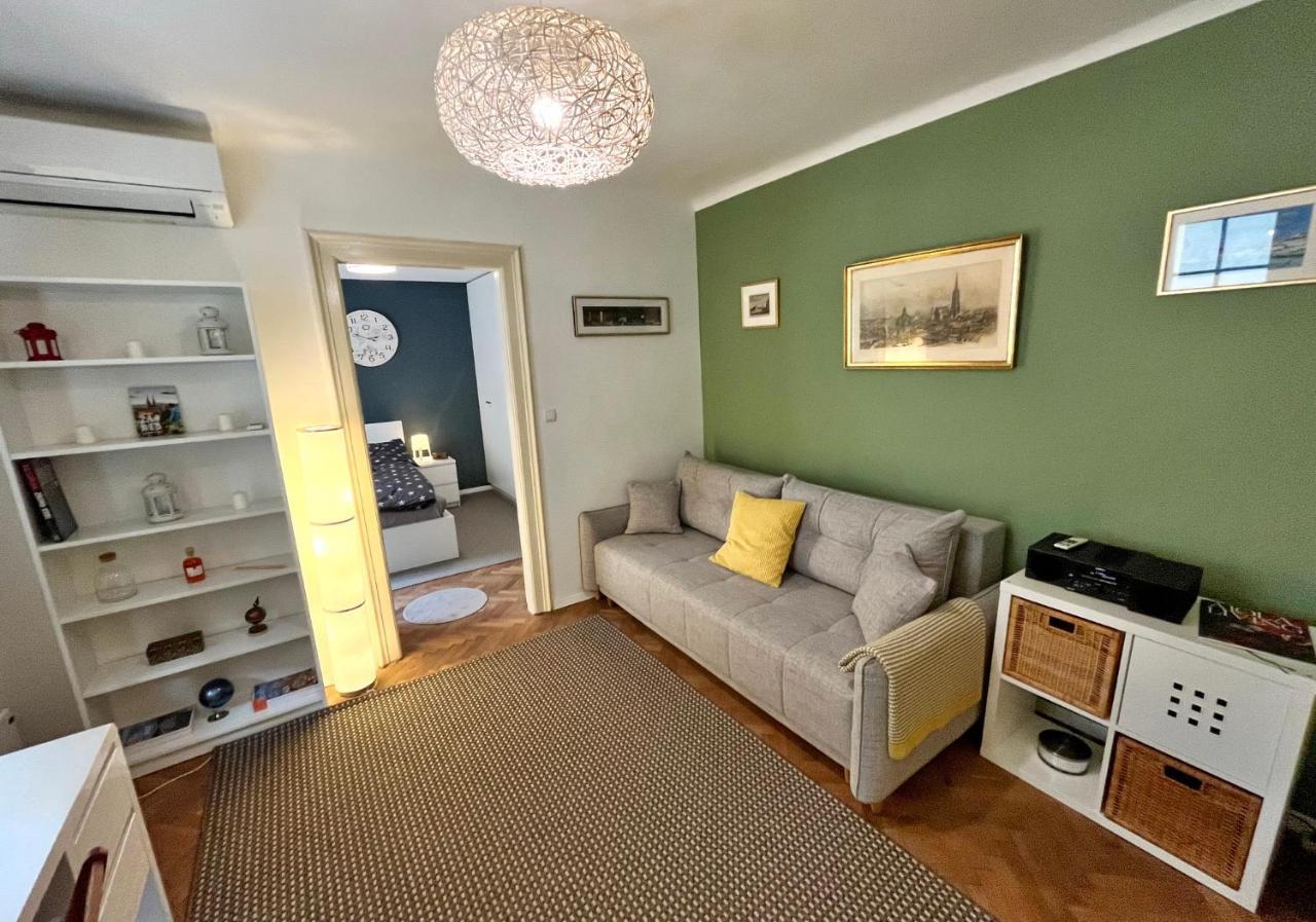Apartment Passage Inn Загреб Экстерьер фото